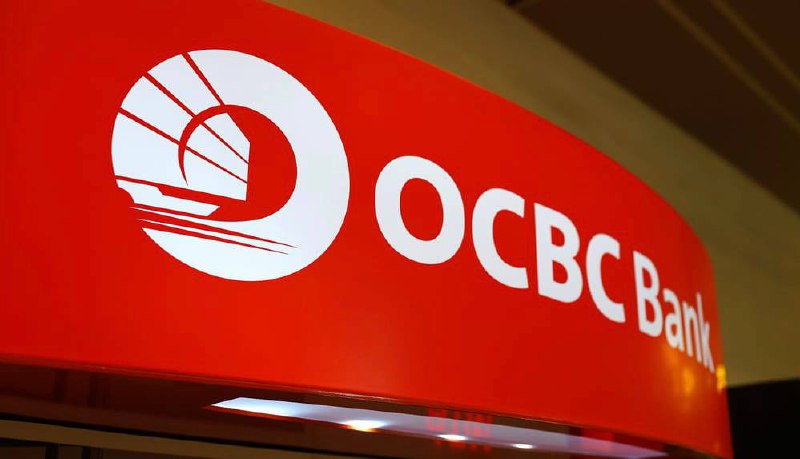OCBC 新加坡华侨银行#OCBC #华侨银行 #消息🆕12/10/24更新： 群友开始陆续收到 OCBC 关户通知🆕11/11/24更新： 疑似已经关门，新开需要长期签证🆕8/4更新： OCBC 升级 app 支持新马泰内地香港二维码扫码付款，9月将支持被扫[zaobao] OCBC 成为第一家允许特定的外籍客户开设全数码银行户头的新加坡本地银行[OCBC] 在星期四（6月22日）发布的文告中表示，来自马来西亚、印度尼西亚、中国大陆和香港地区的个人，可在几分钟内远程在华侨银行应用程序上开设新元和多币种账户，无需前往银行柜台出示实体证件✔️ apps.apple.com/app/id292506828 • 开户扫描护照芯片需要支持 NFC 功能手机 • S$15 开户奖励需 30 天内存入 S$1000 • 默认 SSA 账户外国人开户后第二年要求存款日均 S$20k，否则管理费 S$10/月 [官网] • 外币交易手续费 3.25%，货币兑换费 2.80%， 3% 提款手续费，外币交易需先转换为美元▎关于360账户 • 默认申请的账户没有卡，可通过 app 加开 360 Account 再申请卡，支持Apple Pay， 360 账户一年后需日均结余 S$3000，否则额外收取管理费 S$2/月 • Statement账户和360账户必须留下一个，需要一个新币账户做为Primary Account